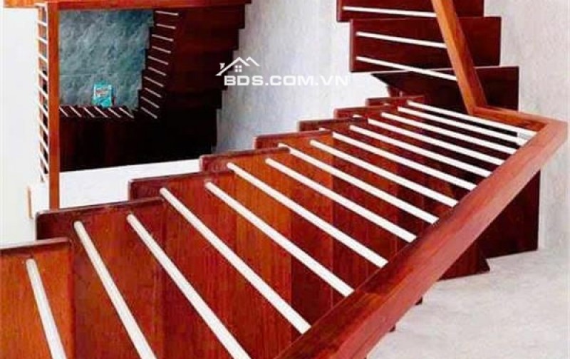 Bán nhà 2PN, 176m2, ngõ Hùng Vương, Tự An, Buôn Ma Thuột - 2.4 tỷ